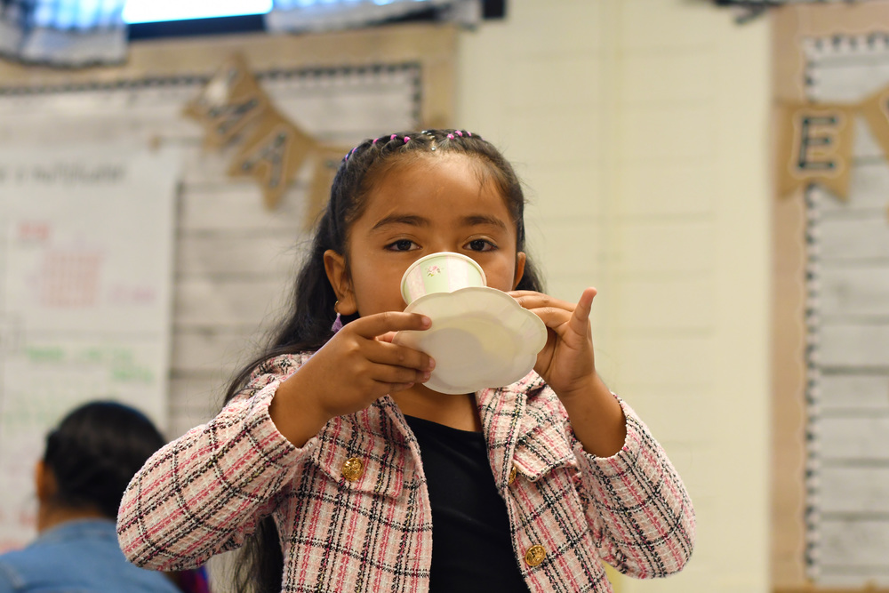 A Tea Party at Country Club Elementary Photo