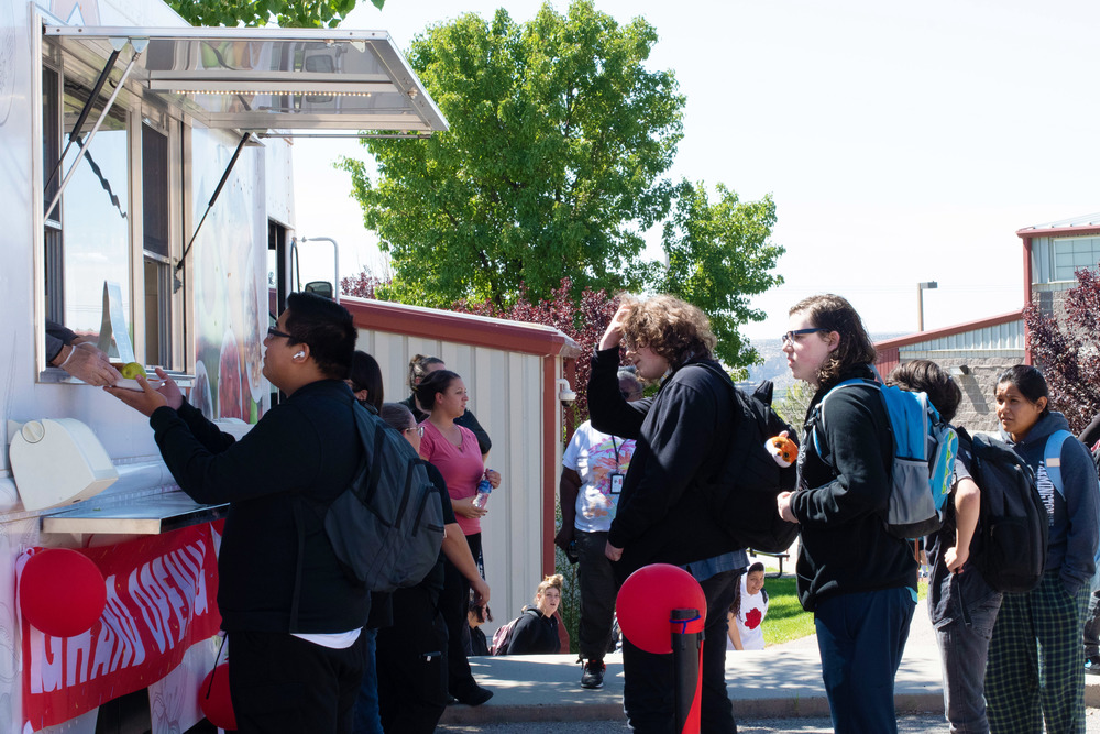 Rocinante High School students enjoy food from the FMS food truck