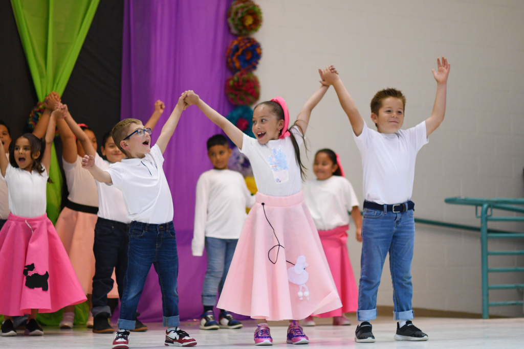 Hispanic Heritage Month Dance Program at Esperanza Elementary